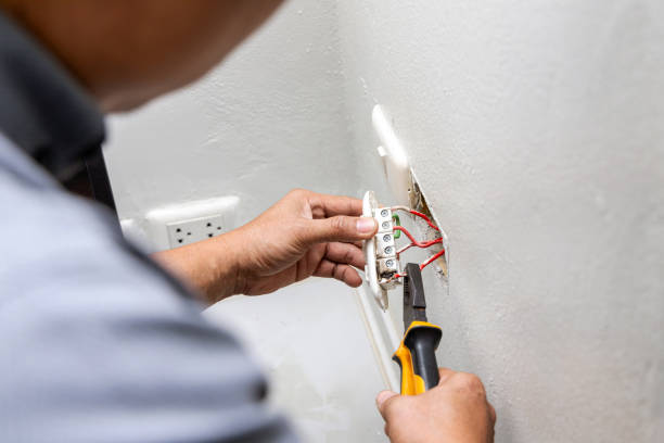 Best 24-Hour Electrician  in Knoxvle, IL