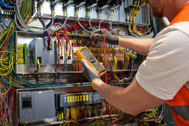 Professional Electrician in Knoxville, IL