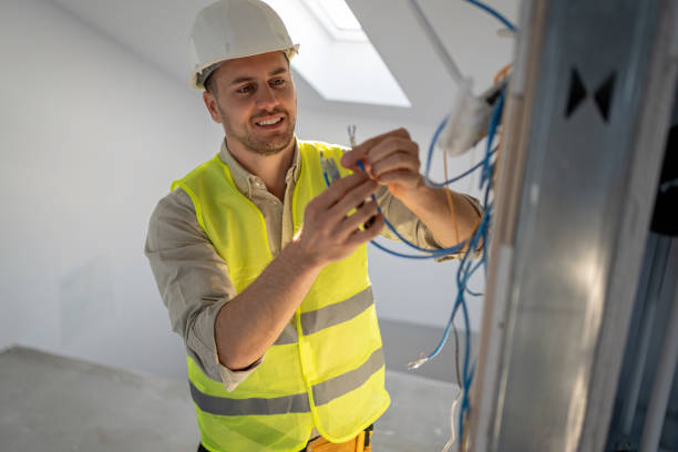 Best Affordable Electrician  in Knoxvle, IL